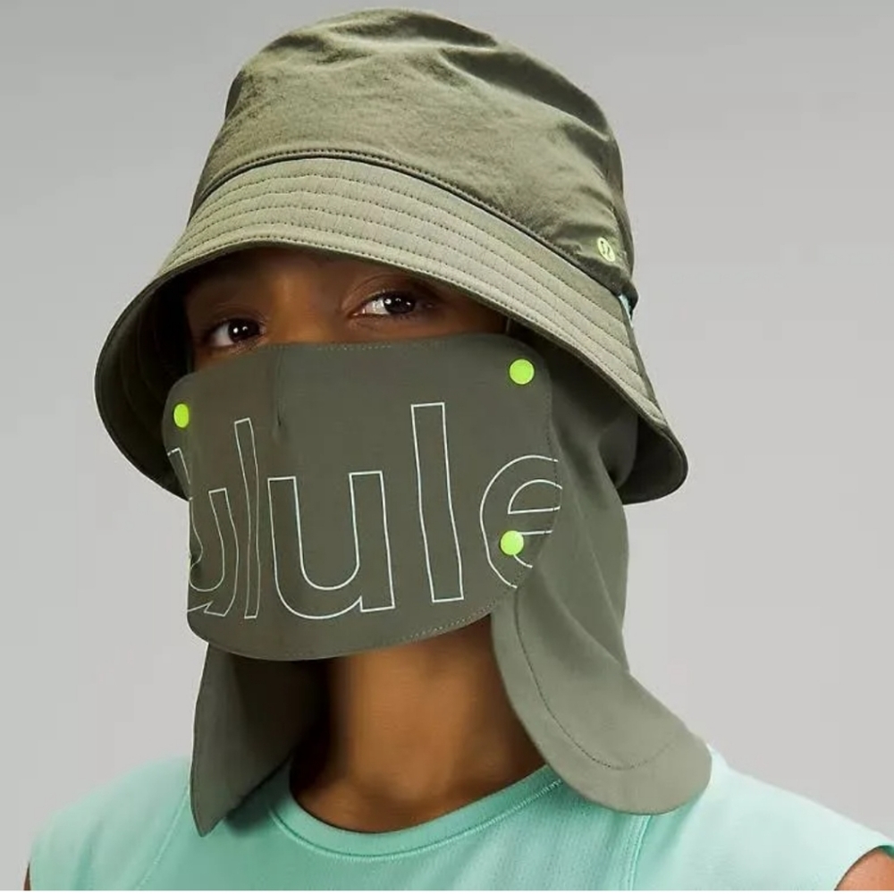 Lululemon Convertible Hike Bucket Hat